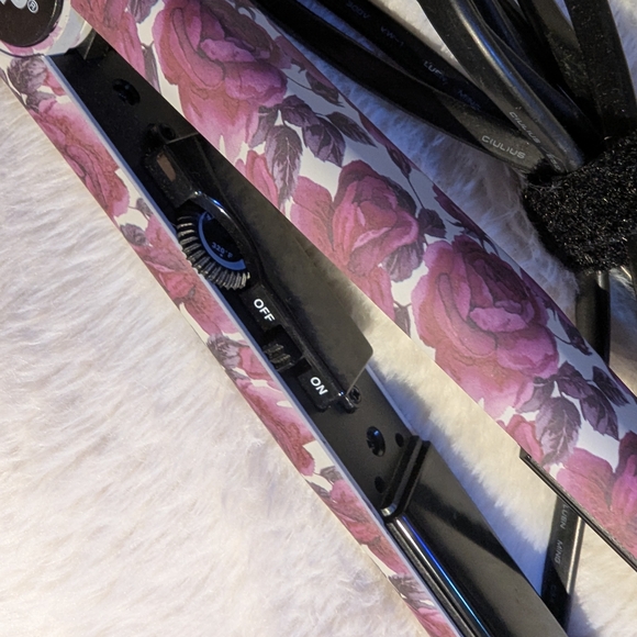 GVP Pink Floral Hair Straightener - Picture 3 of 4
